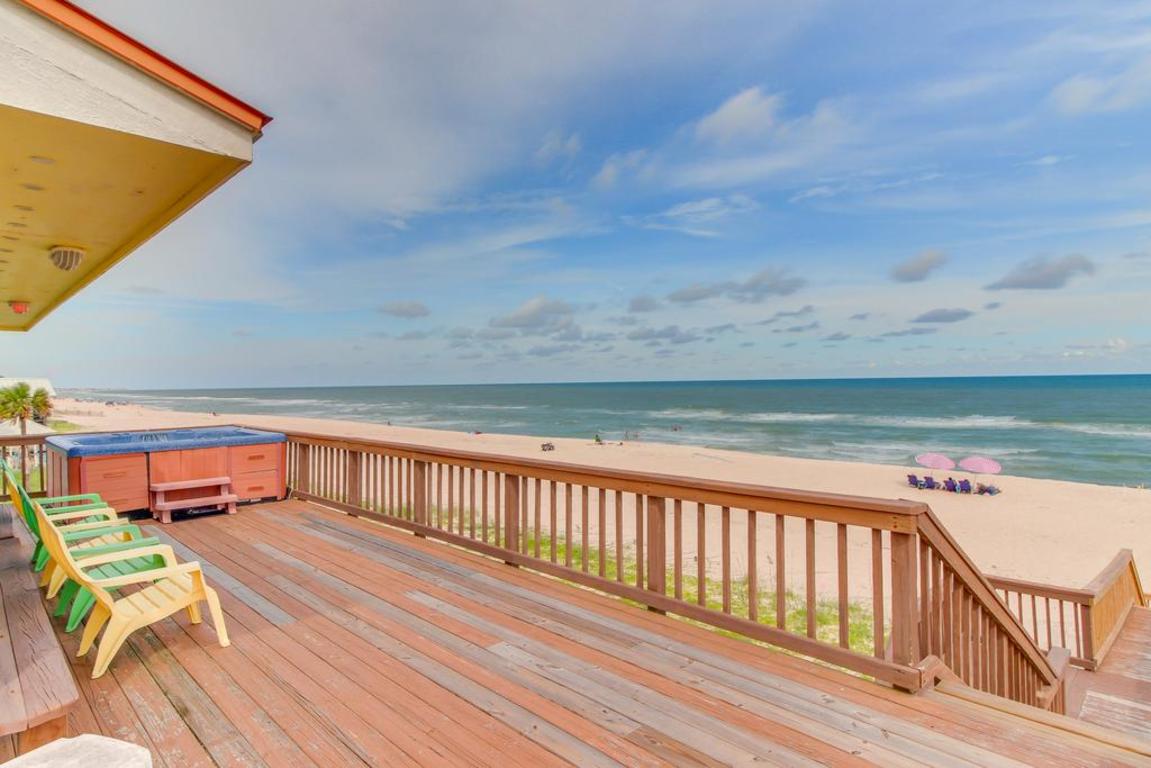 Buns in the Sun - 4 Bed 3 Bath Vacation home in St. George Island photo