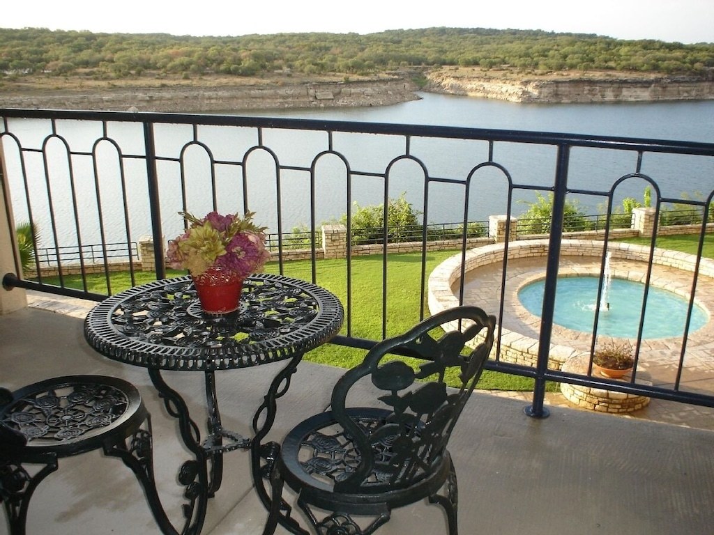 Luxury Condo on its Own Private Island on Lake Travis photo