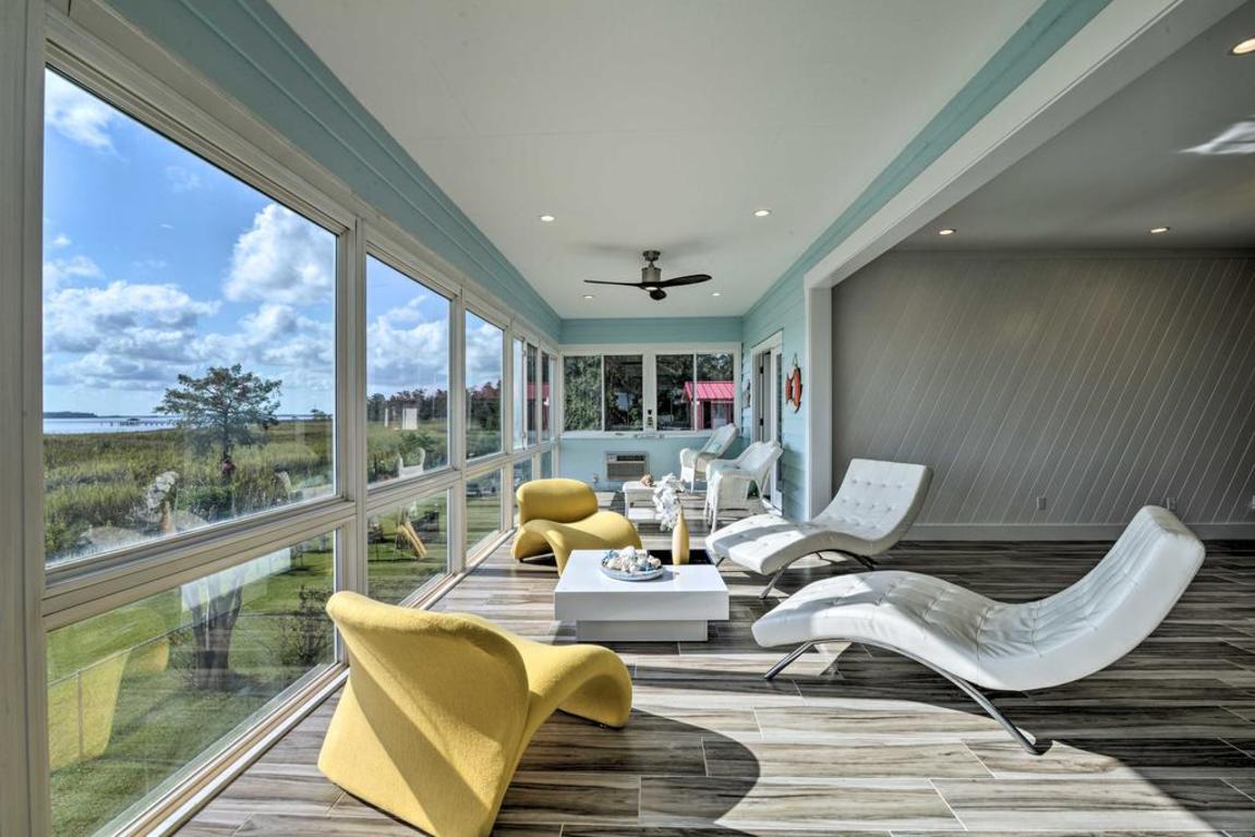 Luxurious Waterfront Retreat with Private Pier! photo