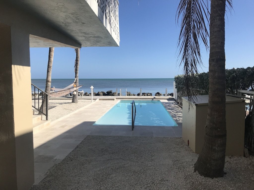 Oceanfront Private Pool, High Speed Internet "Almost Heaven" photo