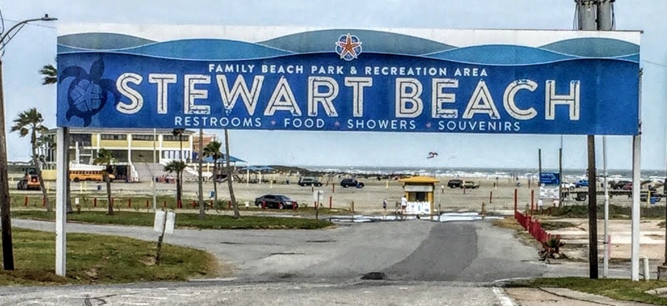 Entrance to Stewart Beach