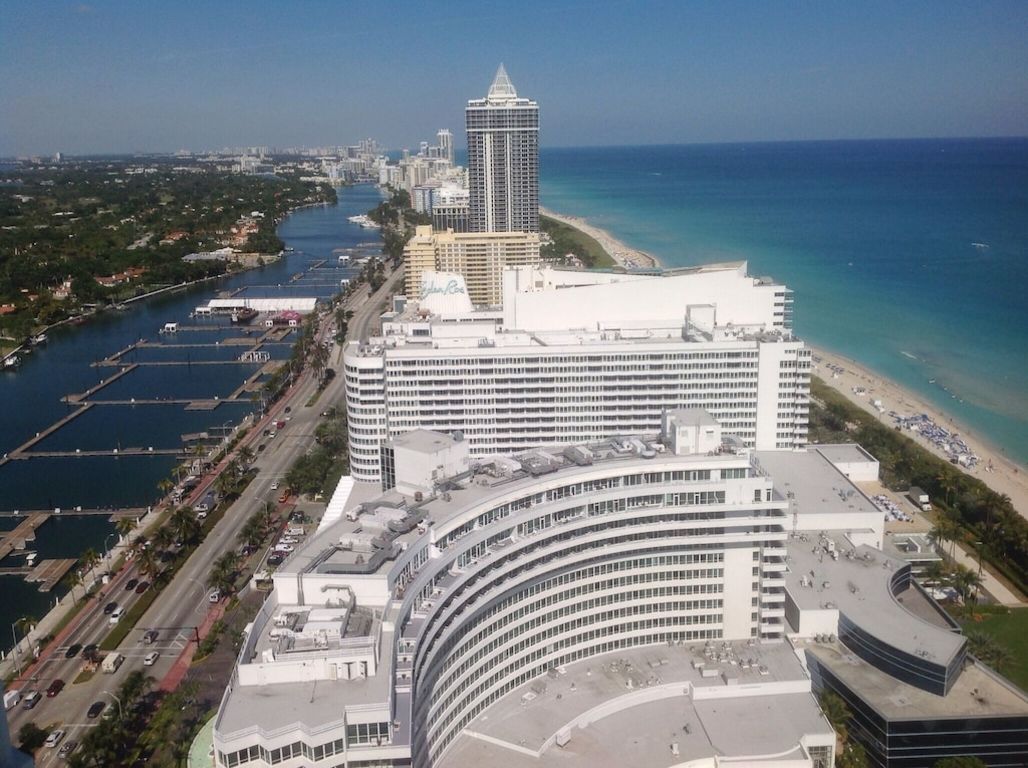 Fontainebleau -Breathtaking Top Floor on Beach With Ocean View photo