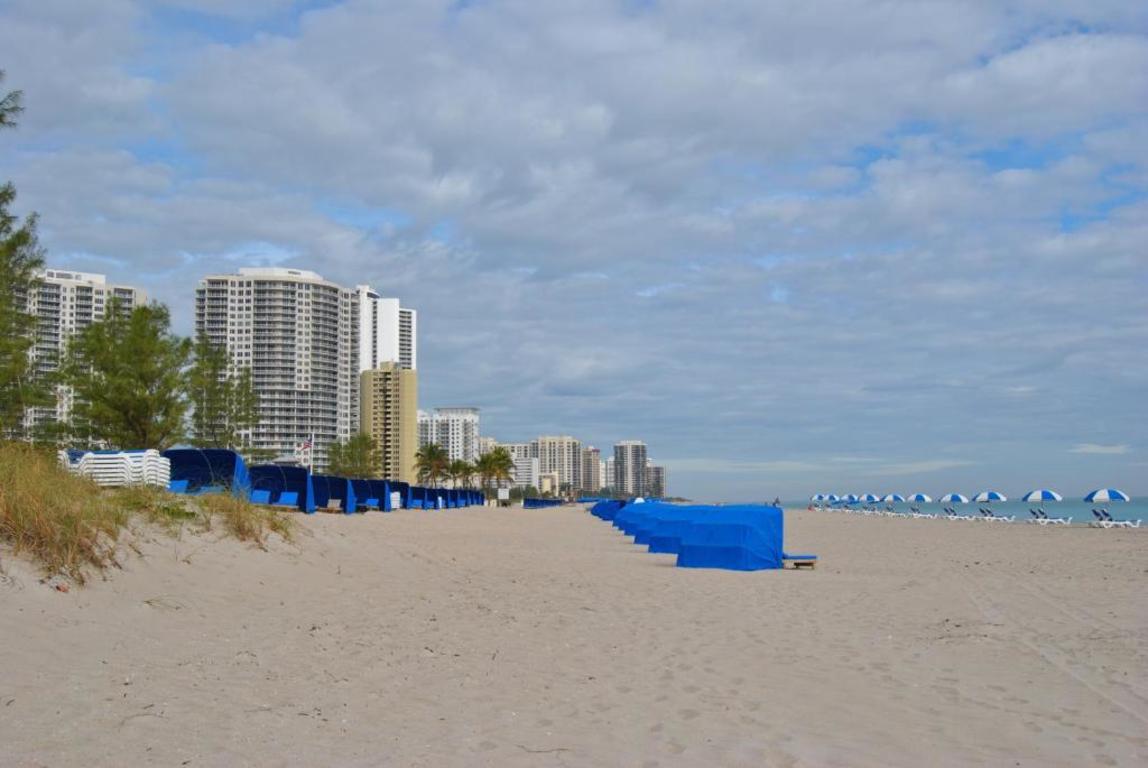 Sand Dune Shores, a VRI resort photo