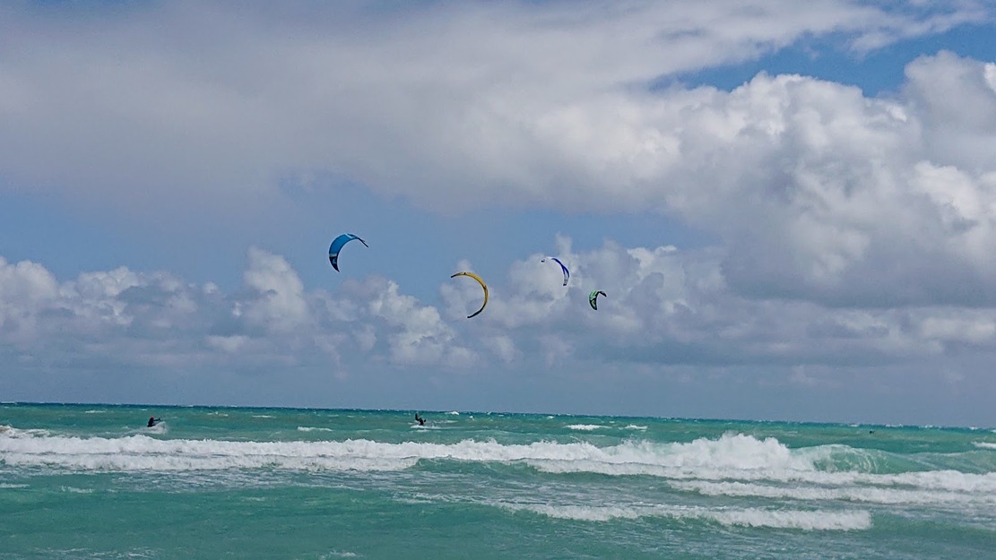 Kite-surfers near Ocean Terrace Public Beach
