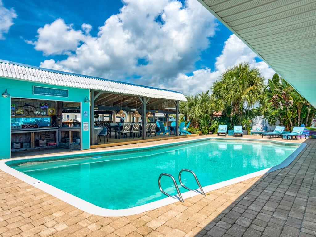 Canal-Front Dream - Pool & Dock, 3 Blocks to Beach home photo