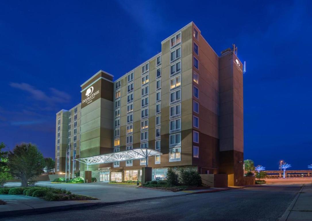 DoubleTree by Hilton Biloxi photo