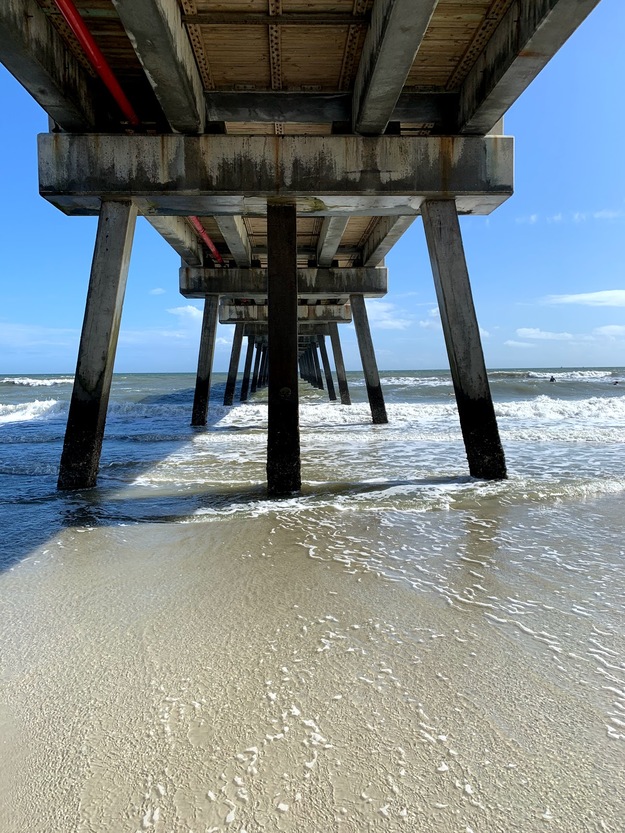Jacksonville Beach Fishing Pier, view from beneath