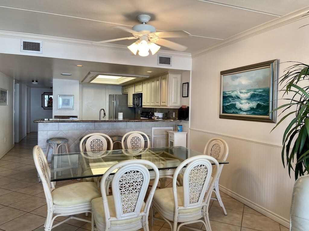 Relax and Enjoy our Beachfront Condo w/ 2 King Beds, Heated Pool photo