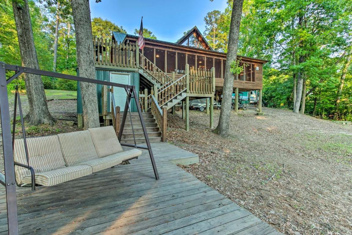 Lakefront Toledo Bend Cabin with Dock and Grill! photo