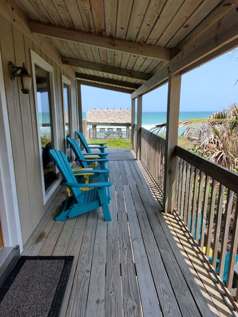Direct Oceanfront Beach House- Wow- right on the water photo