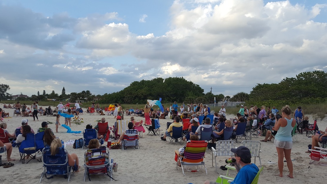 Holidaymakers on Nokomis Public Beach