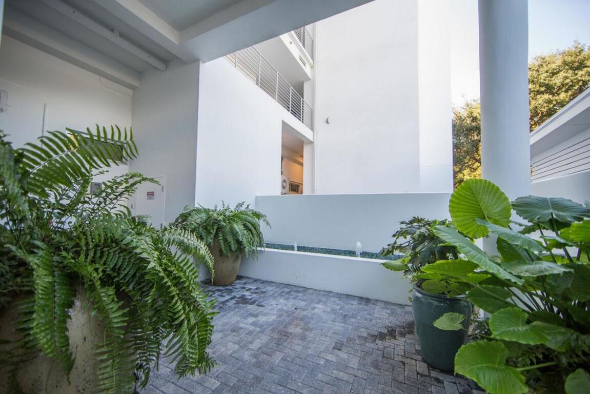 Viridian by Dune Vacation Rentals photo