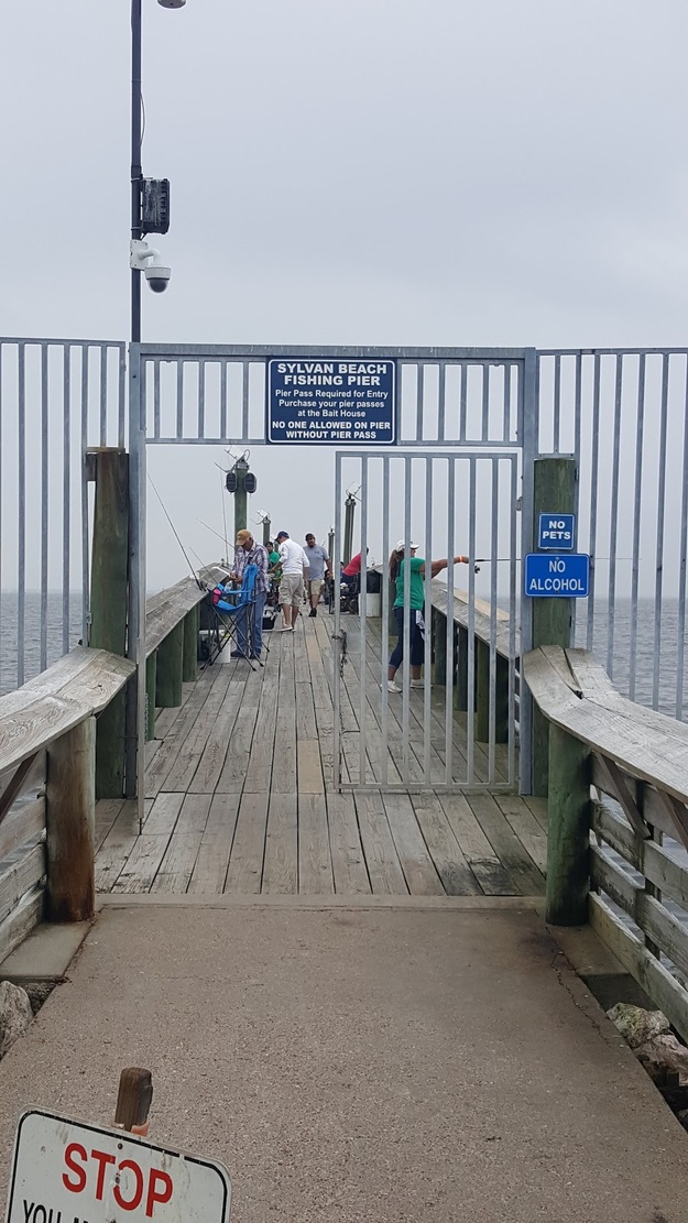 Sylvan Beach fishing pier