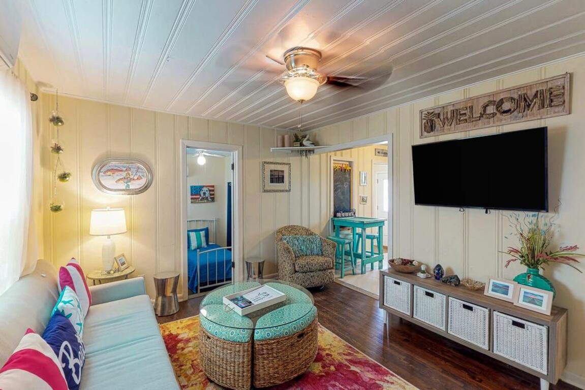 Cherry Street Cottage photo
