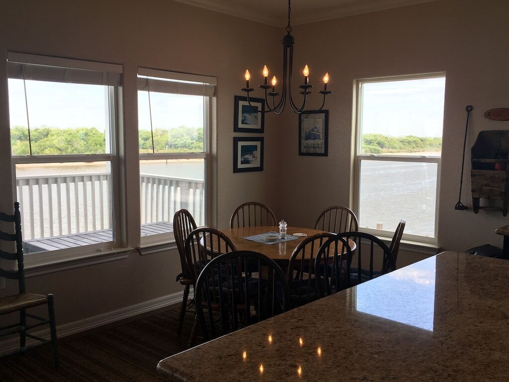 Matagorda Riverfront Retreat-WiFi, Smart TVs, ESPN, Ample Parking & 20' Lit Pier photo