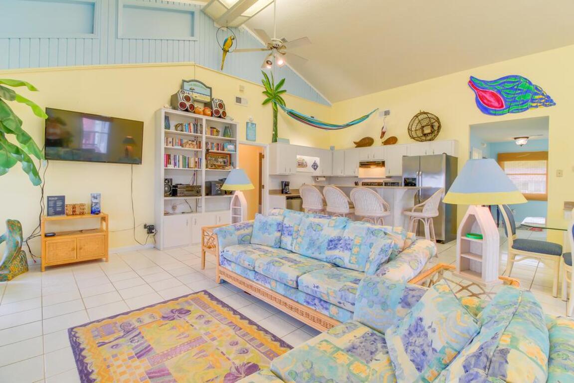 Buns in the Sun - 4 Bed 3 Bath Vacation home in St. George Island photo