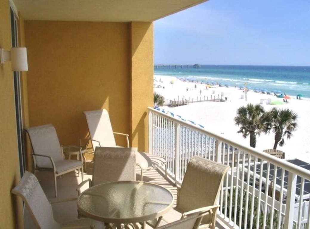 Never received less than 5 stars! Luxury 4 BR 3 BA Beachfront Condo photo