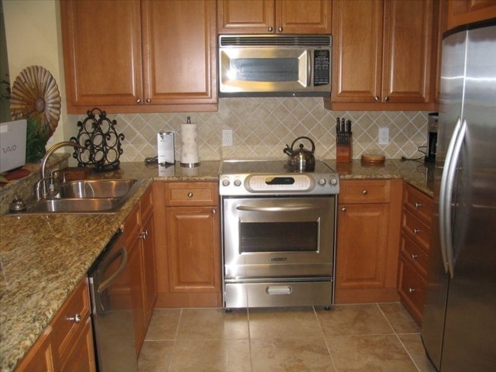Never received less than 5 stars! Luxury 4 BR 3 BA Beachfront Condo photo