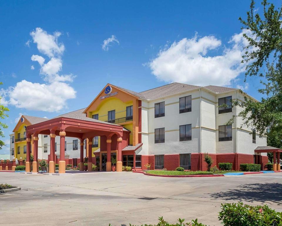 Comfort Suites La Porte photo