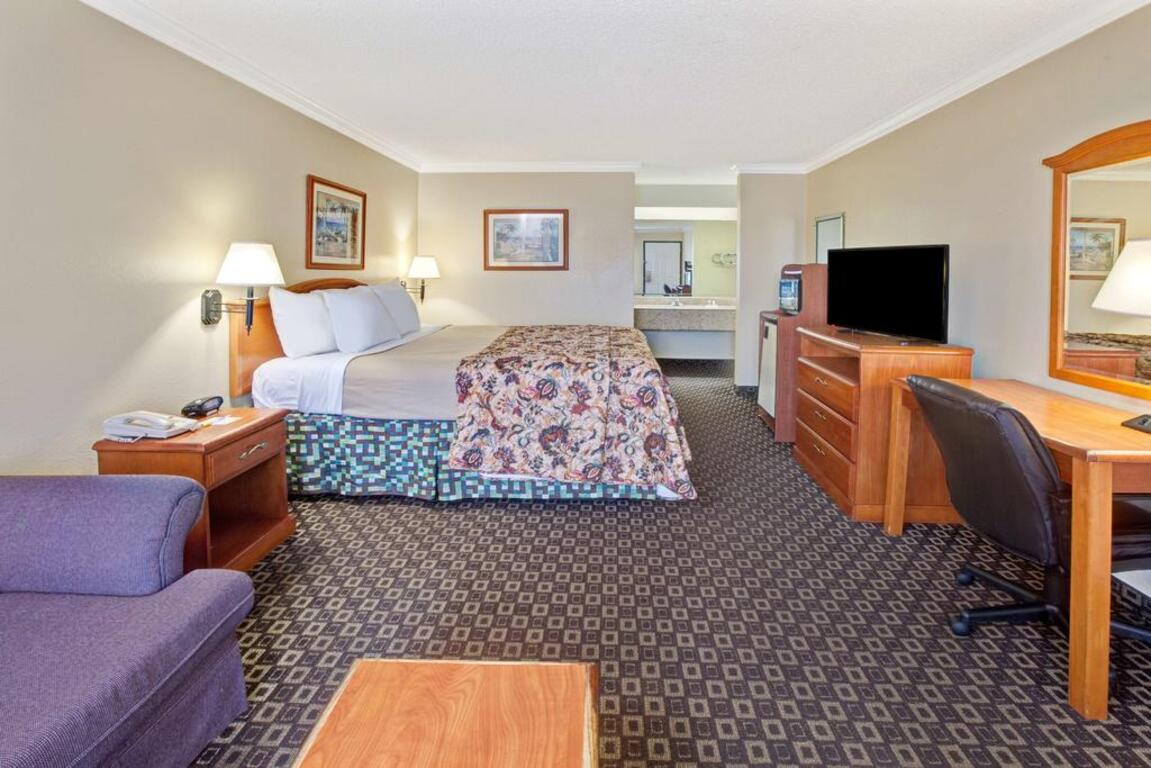 Americas Best Value Inn & Suites La Porte/Houston photo