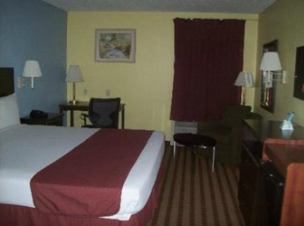 Fairway Inn La Porte photo