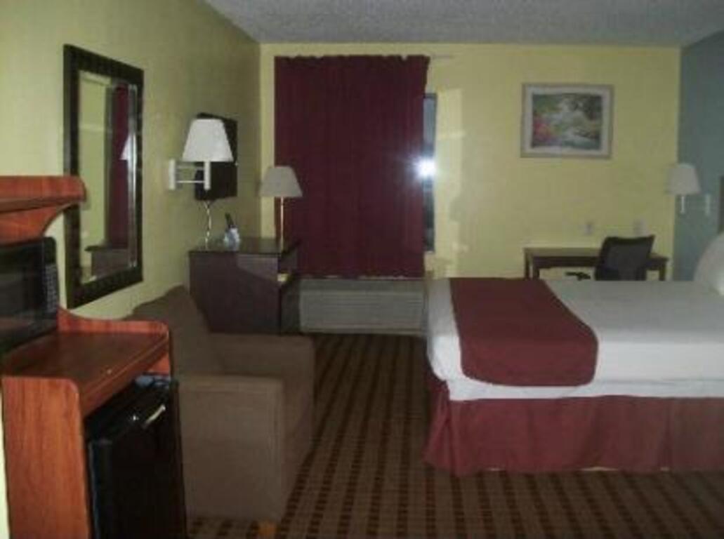 Fairway Inn La Porte photo