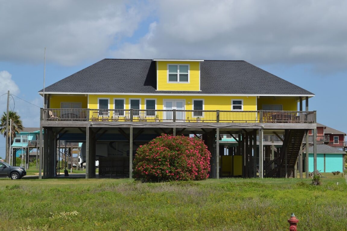 'Relax at Crystal Beach' - Beautiful 4 bedroom spacious Home - Great Beach View photo