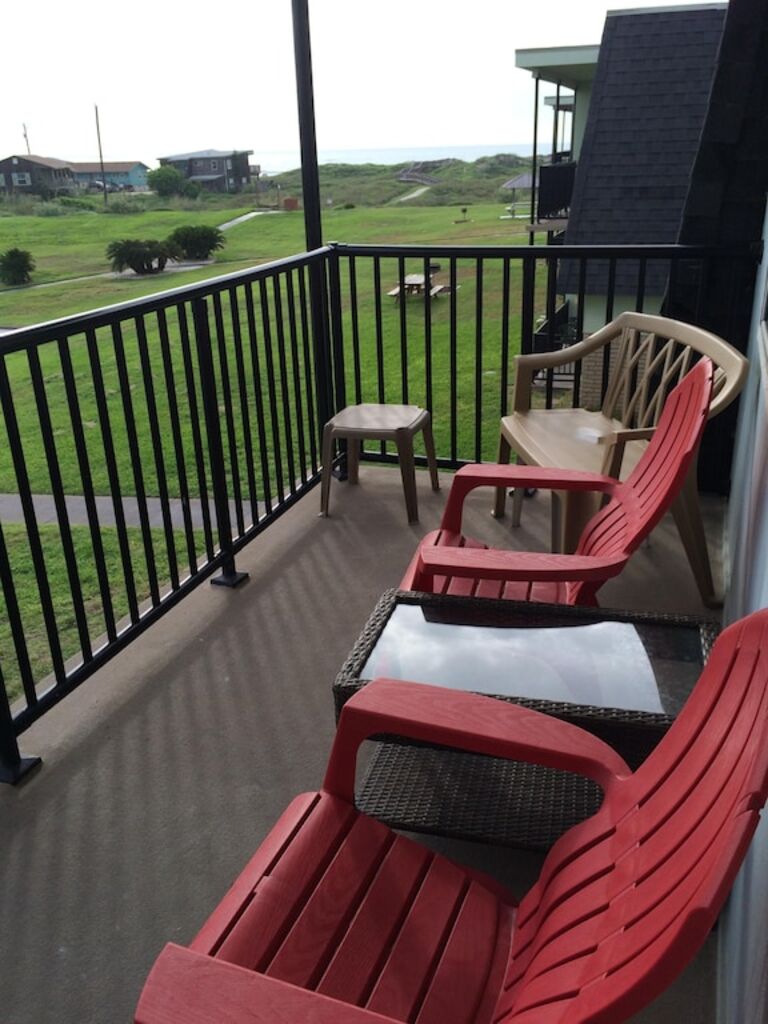 Look and book April, May, and summer open photo