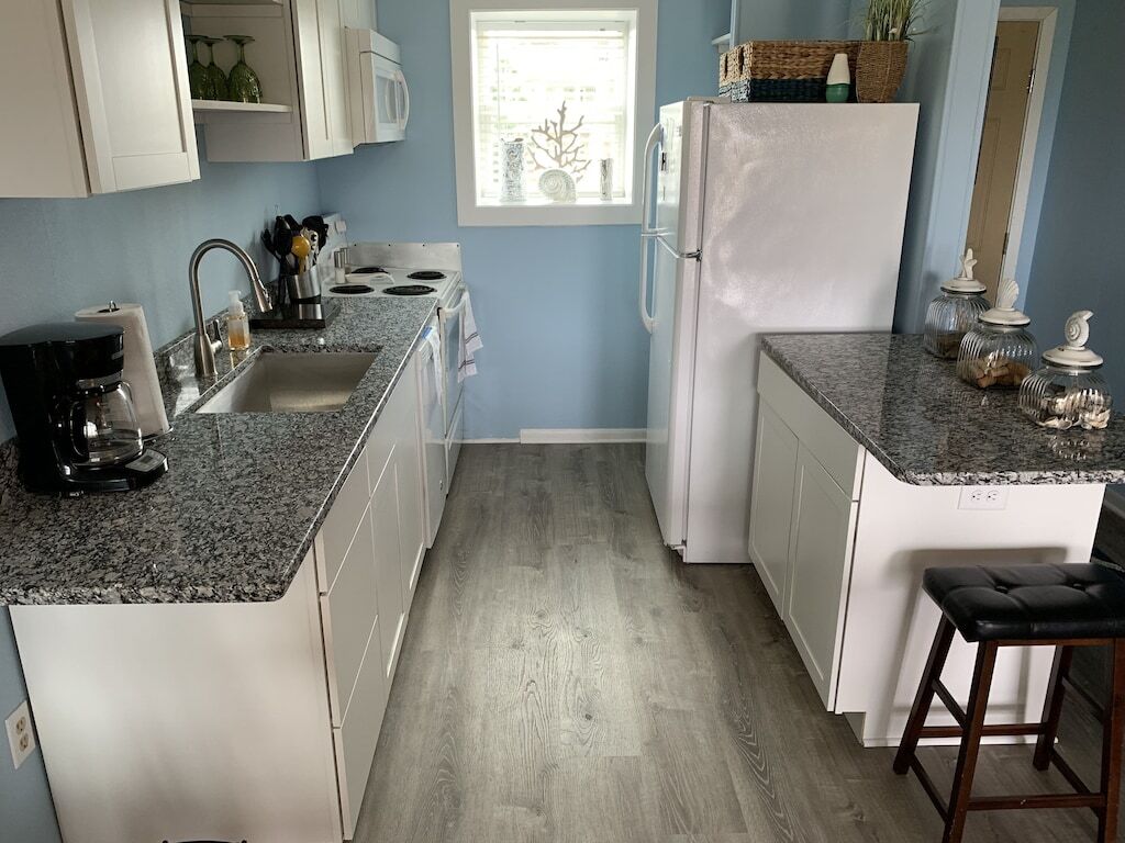 Look and book April, May, and summer open photo