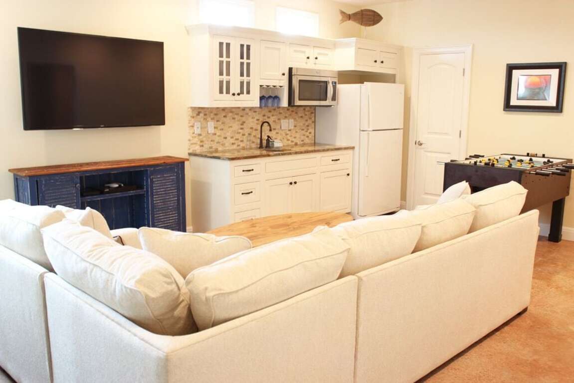 Beautiful 6 Bedroom Beachfront Home with Panoramic Ocean and Beach Views photo