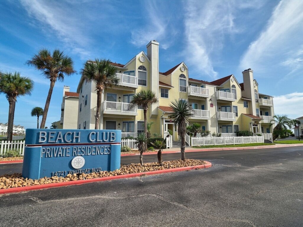 Walk to the beach, 1st Floor Condo, Padre Island Vacation! photo