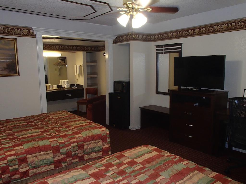 Budget Inn and Suites Corpus Christi photo