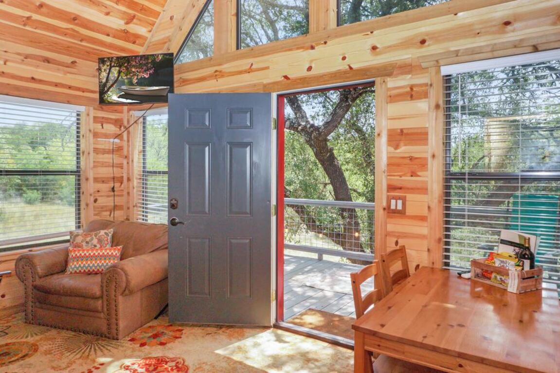 Arbor House of Dripping Springs - Finch House photo