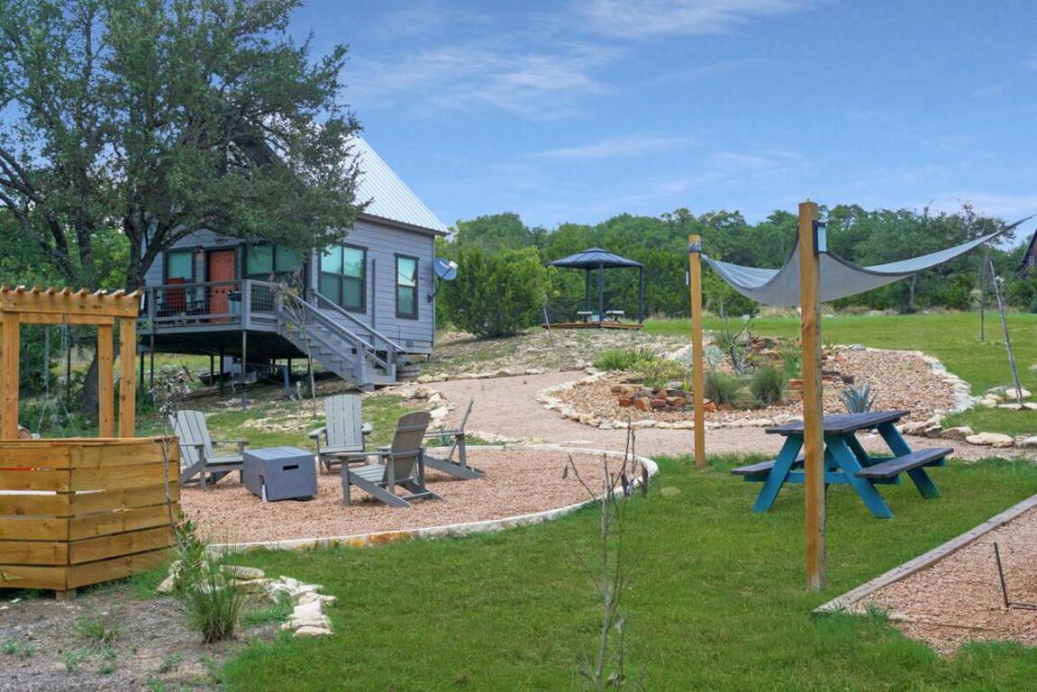 Arbor House of Dripping Springs - Safari House photo