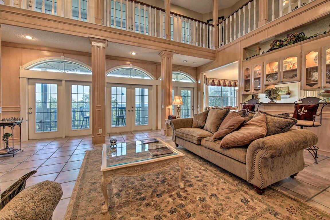6,000-Square-Foot Wimberley Home with Private Pool! photo