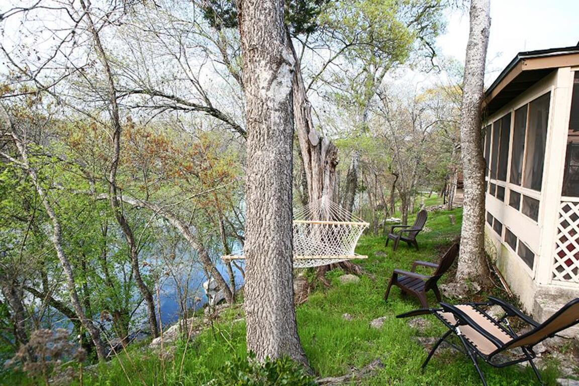 Creekside Country Cabin photo