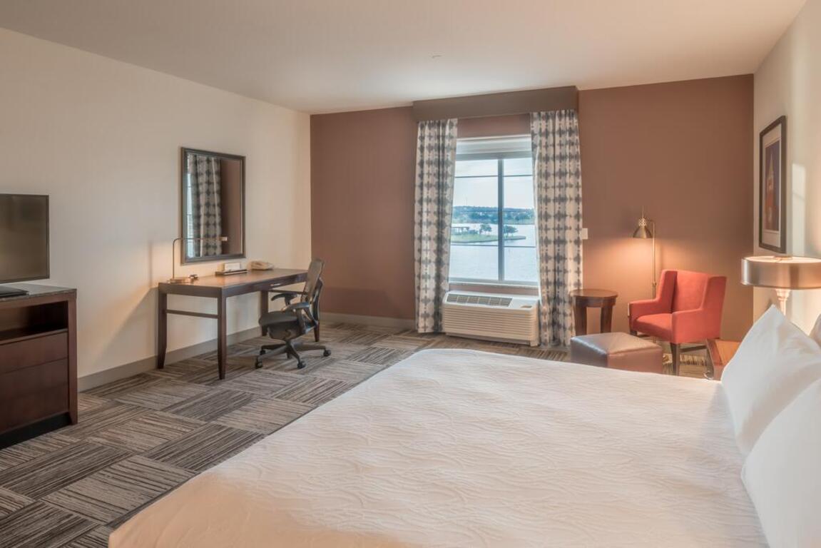Hilton Garden Inn Granbury photo