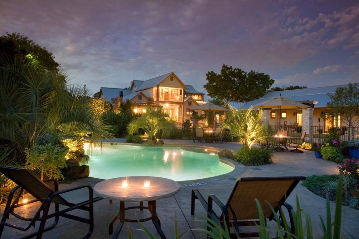 Inn on Lake Granbury photo