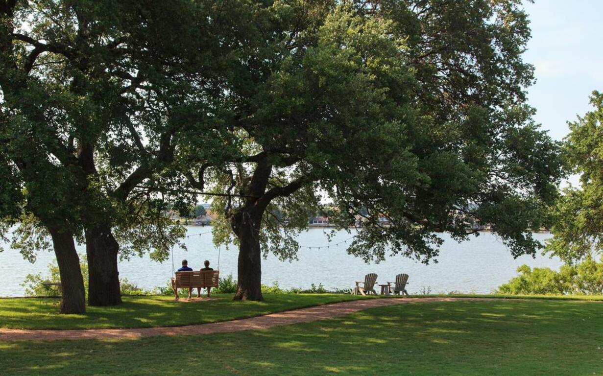 Inn on Lake Granbury photo