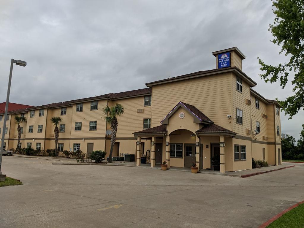 Americas Best Value Inn & Suites-Winnie photo