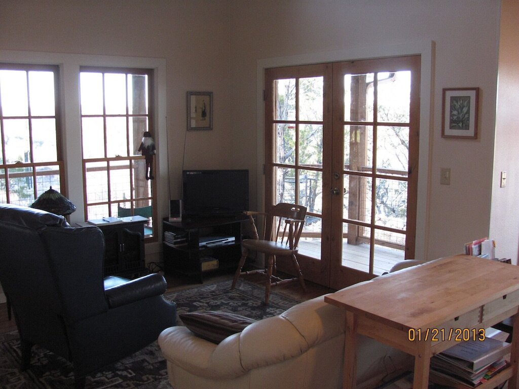 Hill Country getaway - Next to Hamilton Pool photo