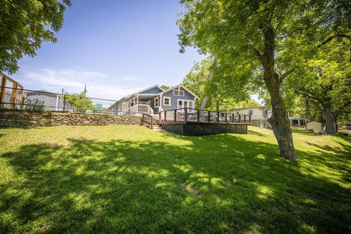 WHIPPOORWILL HILL ON THE GUADALUPE home photo