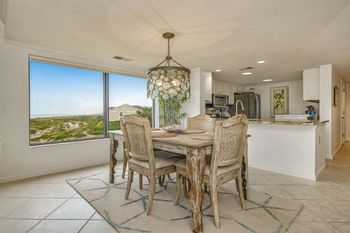 Beautiful Oceanfront Condo With Breathtaking Beach Views photo