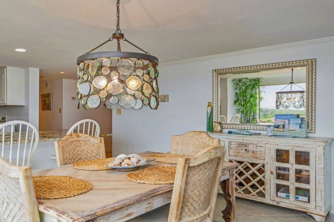 Beautiful Oceanfront Condo With Breathtaking Beach Views photo
