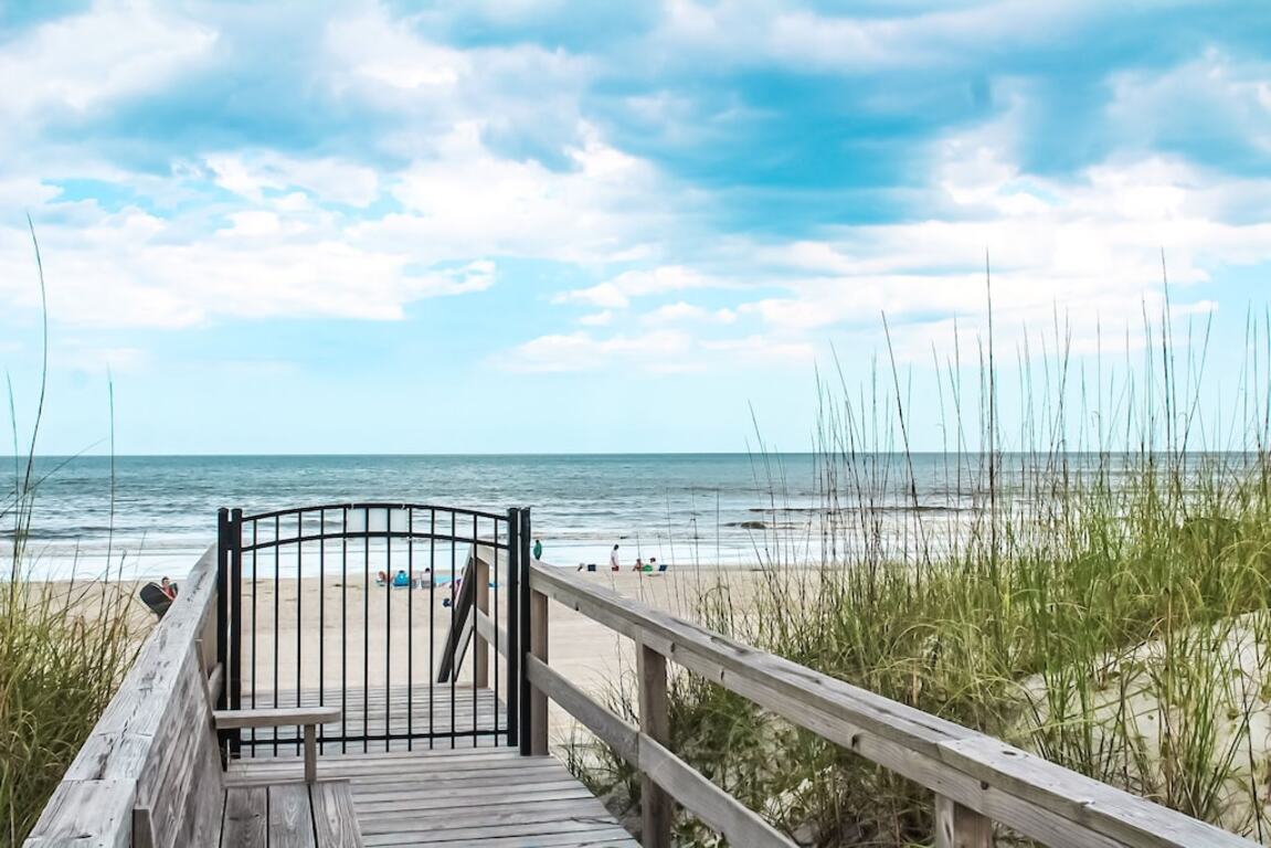 BEAUTIFUL VIEWS - AFFORDABLE OCEANFRONT CONDO!! photo