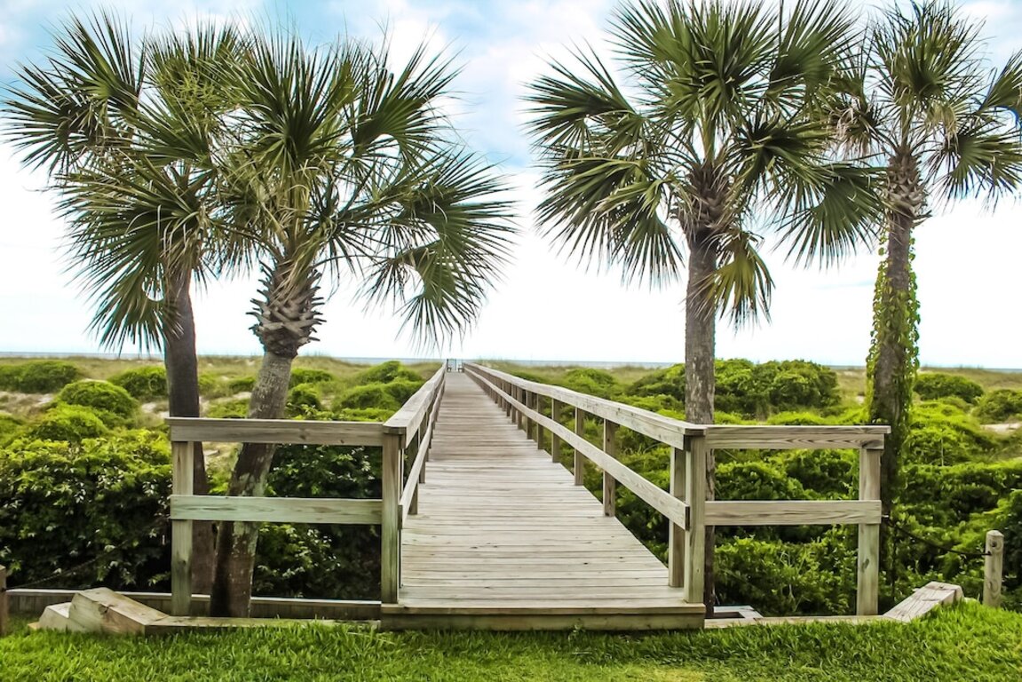 BEAUTIFUL VIEWS - AFFORDABLE OCEANFRONT CONDO!! photo