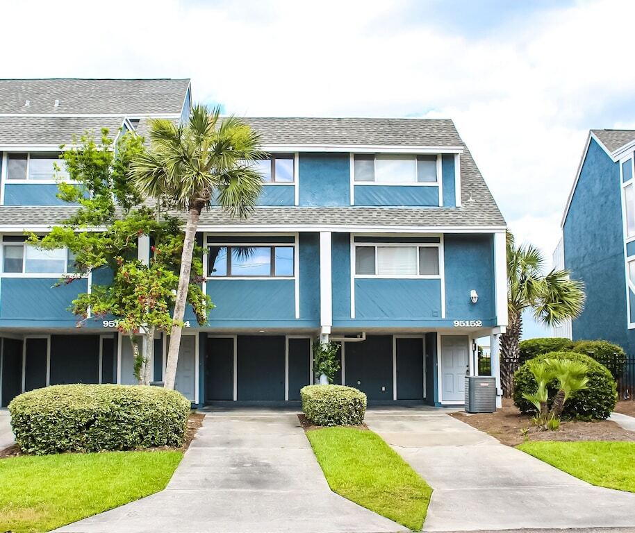 BEAUTIFUL VIEWS - AFFORDABLE OCEANFRONT CONDO!! photo