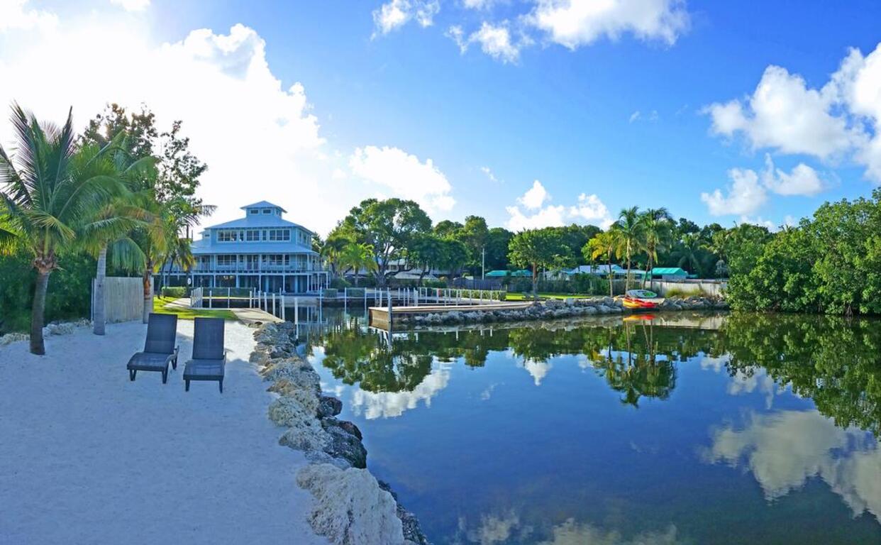 Dolphin Point Villas photo