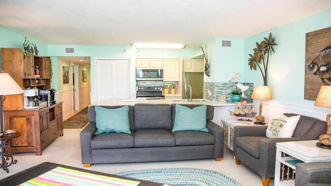 Oceanfront Key Largo Paradise ~ Private Beach~Pool~Tennis~Kayaks~Free WiFi photo