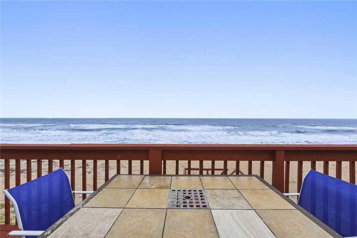 Morning Star, 4 Bedrooms, Sleeps 10, Pet Friendly, Ocean Front photo